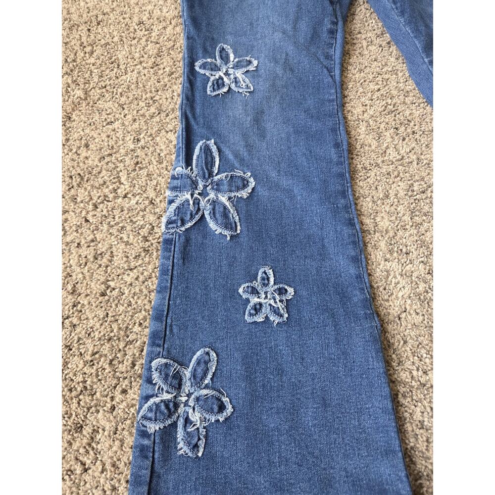 Thread Market Flower Applique Flare Jeans Women’s Size 18 Blue Stretch Denim - Picture 5 of 8